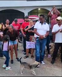 Moradores del sector Espínola de San Francisco protestan por el arreglo de calles y falta de agua potable 