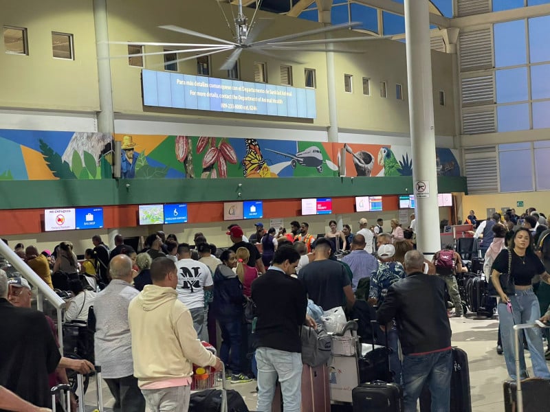 Salud Pública informa no existe riesgo sanitario tras incidente  en vuelo que tuvo que regresar al Aeropuerto del Cibao
