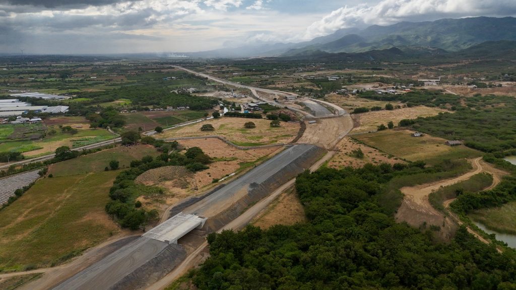 MOPC ejecuta proyectos que superan los RD$50,470 millones con financiamiento de RD Vial