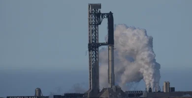 SpaceX suspende a último minuto lanzamiento de su versión más grande de Starship