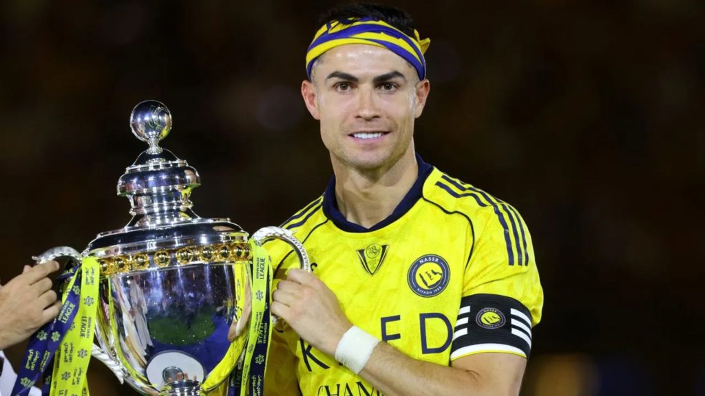 ¡El rey sigue vigente! Cristiano Ronaldo conquista su primer gran título con la liga saudí