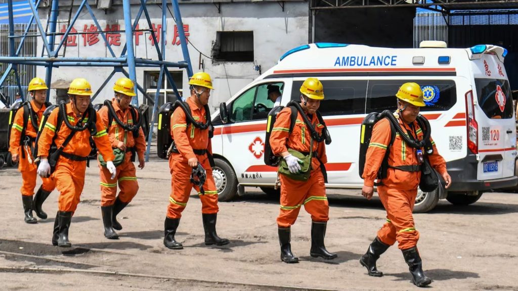 Tragedia en China: explosión en mina deja al menos 90 muertos