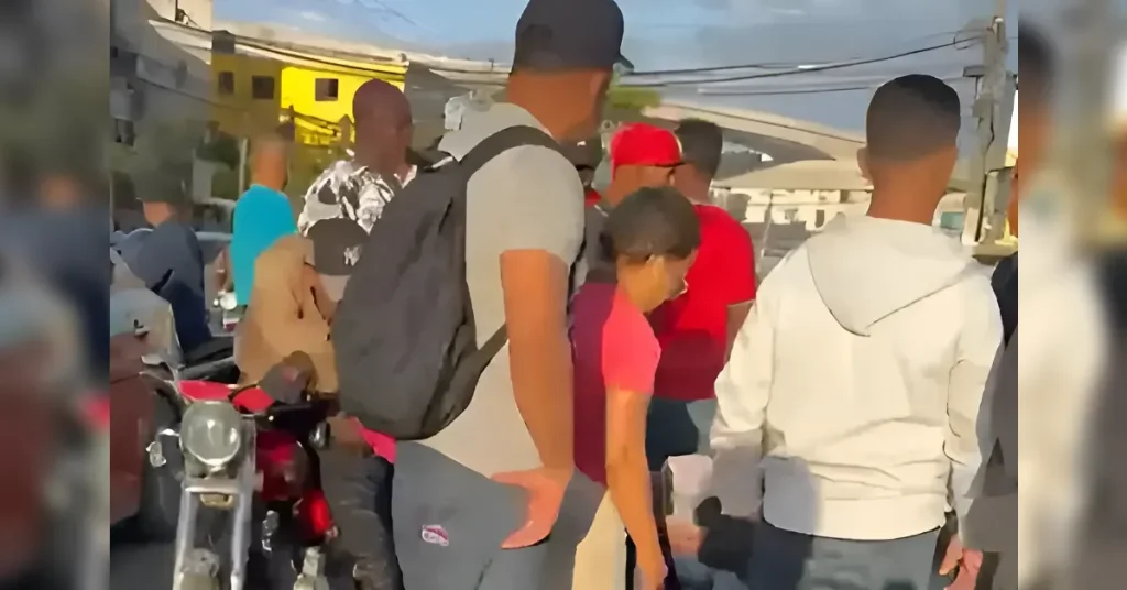 Mujer resulta afectada tras incidente vial en Monterico