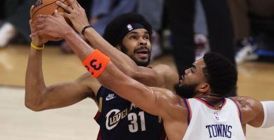 Knicks se acercan a una victoria de las Finales de la NBA con triunfo sobre Cavaliers