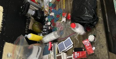 VIDEO:  Realizan allanamiento tras joven denunciar presunto punto de ventas de drogas en La Romana