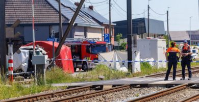 VIDEO: Tragedia en Bélgica: Al menos cuatro muertos tras choque de tren y un minibús escolar