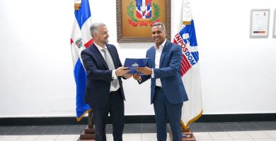 INPOSDOM y Mia Cargo Group ponen fin a litis judicial mediante firma de un acuerdo