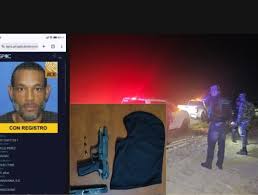VIDEO: Policía mata a “Malacreta” tras presunto enfrentamiento a tiros en Tamayo, Bahoruco