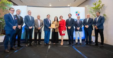 Adesinc resalta impacto económico y transformación del sector de vigilancia privada