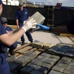 Decomisan 166 kilos de cocaína en vehículo abandonado en el este de Puerto Rico