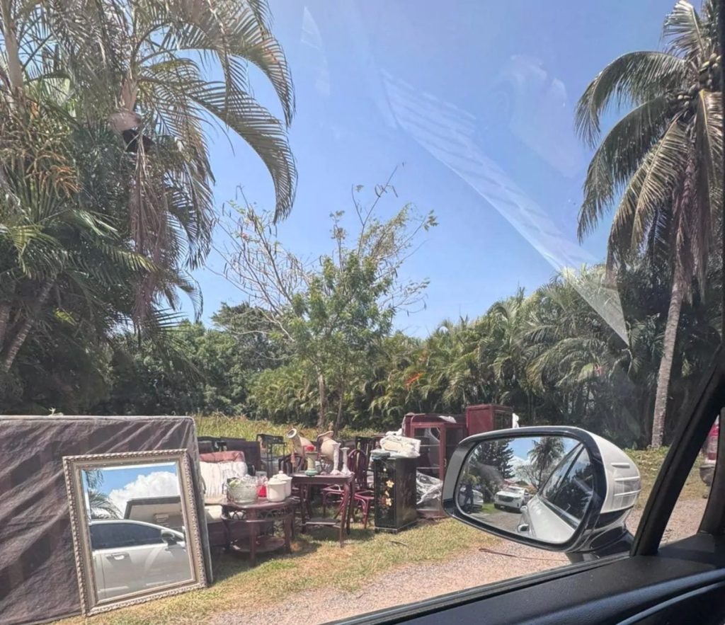 Desalojan viviendas en Metro Country Club por disputa de títulos y deudas en litigio