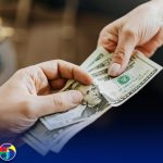 Dólar continúa a la baja en RD y se mantiene por debajo de RD$60
