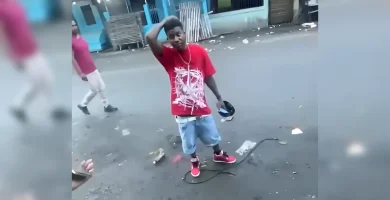 Graban al reconocido Sicokario tras salir de Africano con mi Barrio