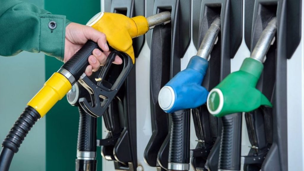 ¡Más golpe para el bolsillo! Suben combustibles: gasolinas y gasoil
