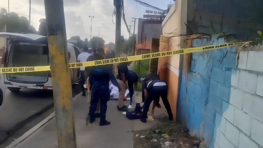 Policía y Ministerio Público investigan muerte de mujer hallada en cabaña del kilómetro 12 de la Sánchez