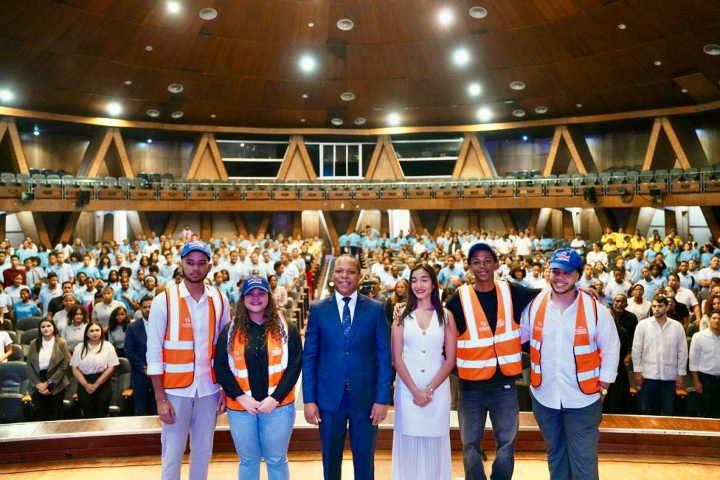 INTRANT lanza “Guardianes del Tránsito” para fortalecer la educación vial en las escuelas