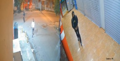 Delincuentes roban barbería en Alma Rosa II y cargan con mercancía y efectivo