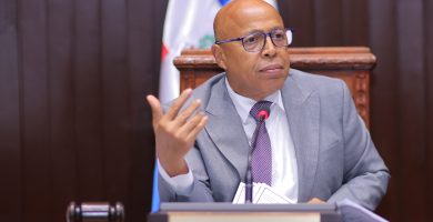 Alfredo Pacheco: «No he realizado ninguna propuesta de modificación a la cesantía»