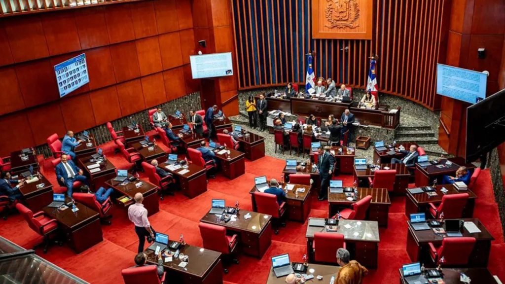 Aprueban cambios a la Ley de Partidos para frenar entrada de recursos ilícitos a la política