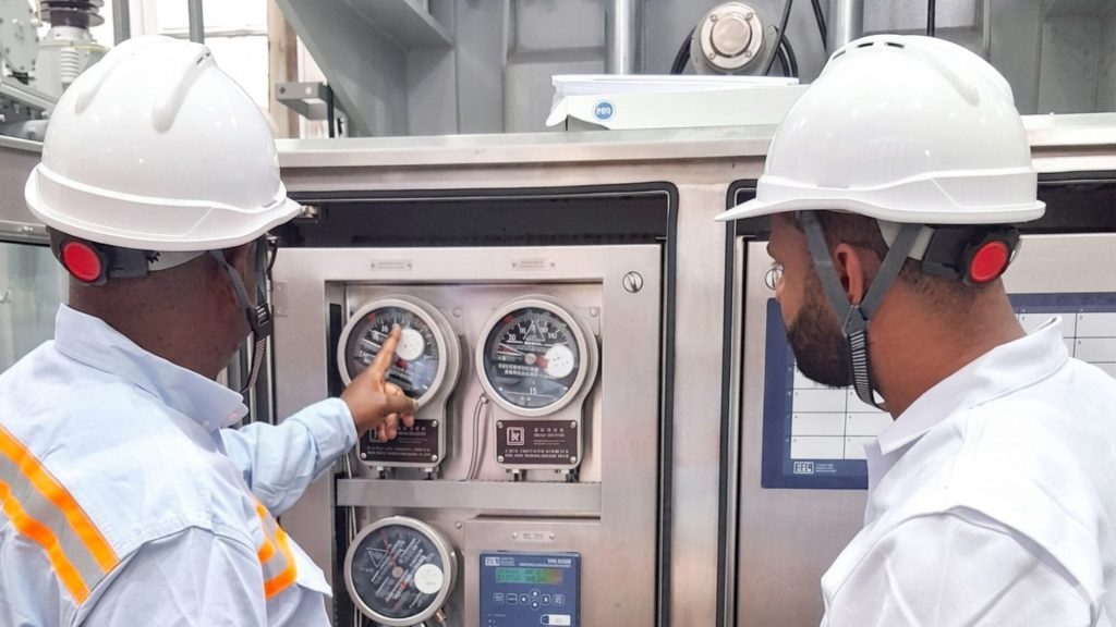 Gobierno invierte en Edesur más de RD$469 millones en 6 potentes transformadores desde China