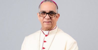 Arzobispo de Santiago llama a atender salud mental ante violencia intrafamiliar