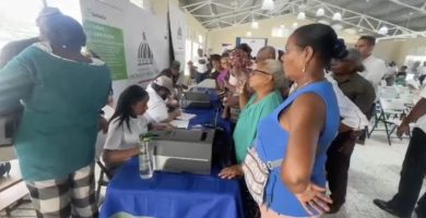Desarrollo de la Comunidad realiza jornada asistencial en Elías Piña
