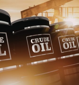 El petróleo de Texas cae 2,69 %, pero se mantiene sobre los 90 dólares
