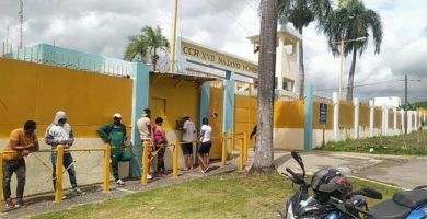 Angustia en Najayo: familiares quedan sin poder ver a sus parientes tras altercado en penal
