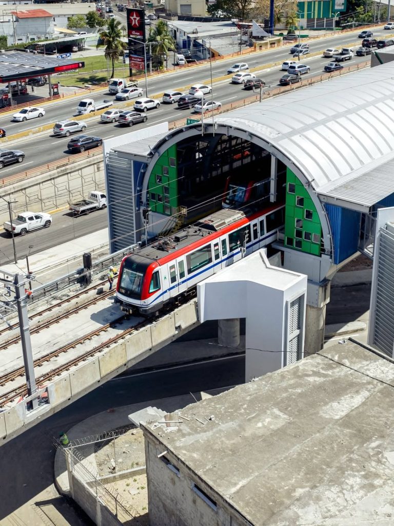 Metro elimina el cambio de tren en la estación Franklín Mieses de la línea 2C