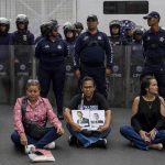 ONG venezolana denuncia falta de información sobre traslado de presos políticos desde El Helicoide
