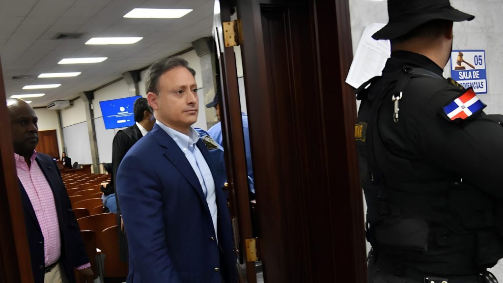 Aplazan juicio contra Jean Alain por problemas de salud de uno de los acusados