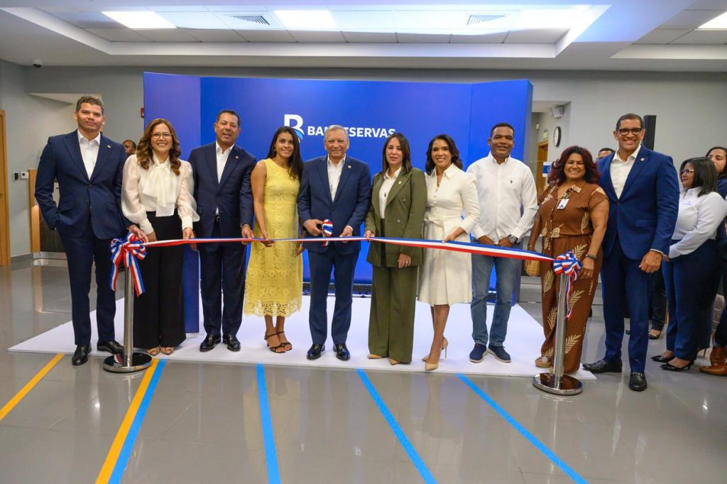Banreservas abre nueva oficina de negocios en Plaza Paseo 27 de Santo Domingo Oeste