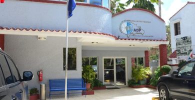 ADP rechaza proyecto que busca descontar salario a docentes por actividades gremiales