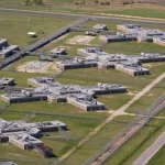 Cárcel del ICE en Luisiana reporta 2da muerte de un detenido en menos de 2 meses