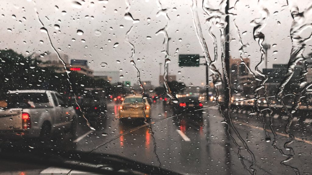 Aguaceros y tormentas eléctricas afectarán gran parte del país en horas de la tarde