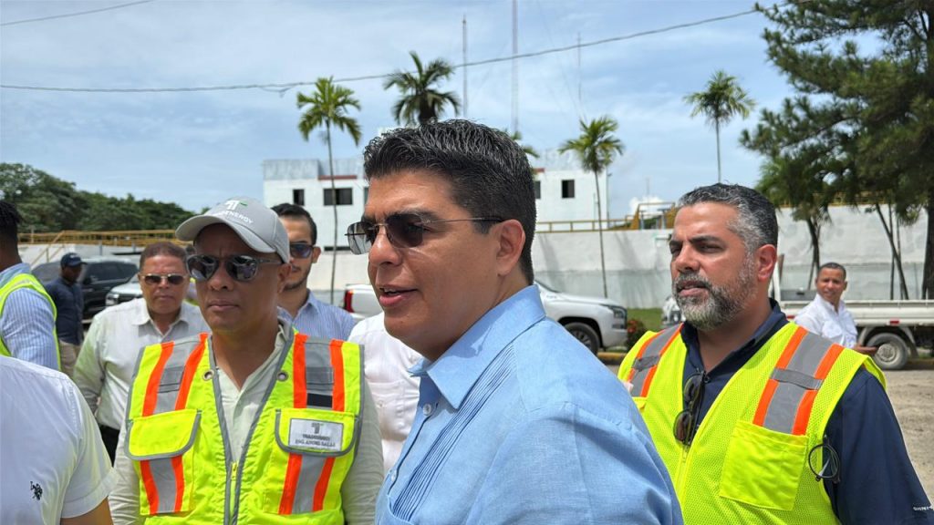 Producción de agua potable se mantiene en 476,402,000 galones por día, según la CAASD