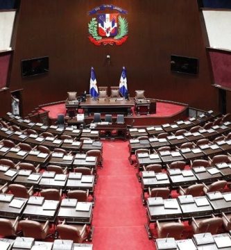 Congreso retrasa reforma laboral, pero garantiza se aprobará en esta legislatura