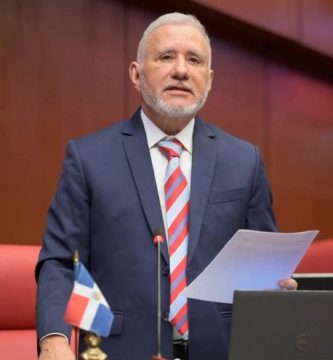 Taveras Guzmán propone eliminar prisión por “difamación” y derogar el “ultraje a funcionarios”