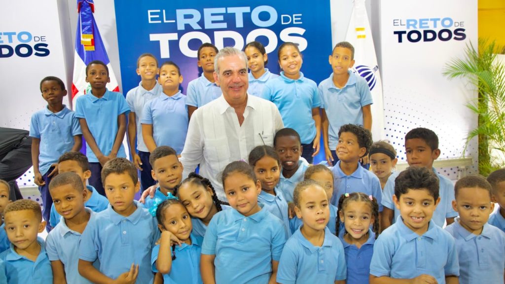 Inauguran escuela básica en La Noriega y suman 27 aulas para educación inicial