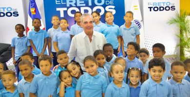 Inauguran escuela básica en La Noriega y suman 27 aulas para educación inicial
