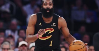 James Harden es arrestado en Houston por porte ilegal de arma en vehículo