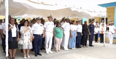 Armada realiza jornada médica y social que beneficia a cientos de familias en Barahona