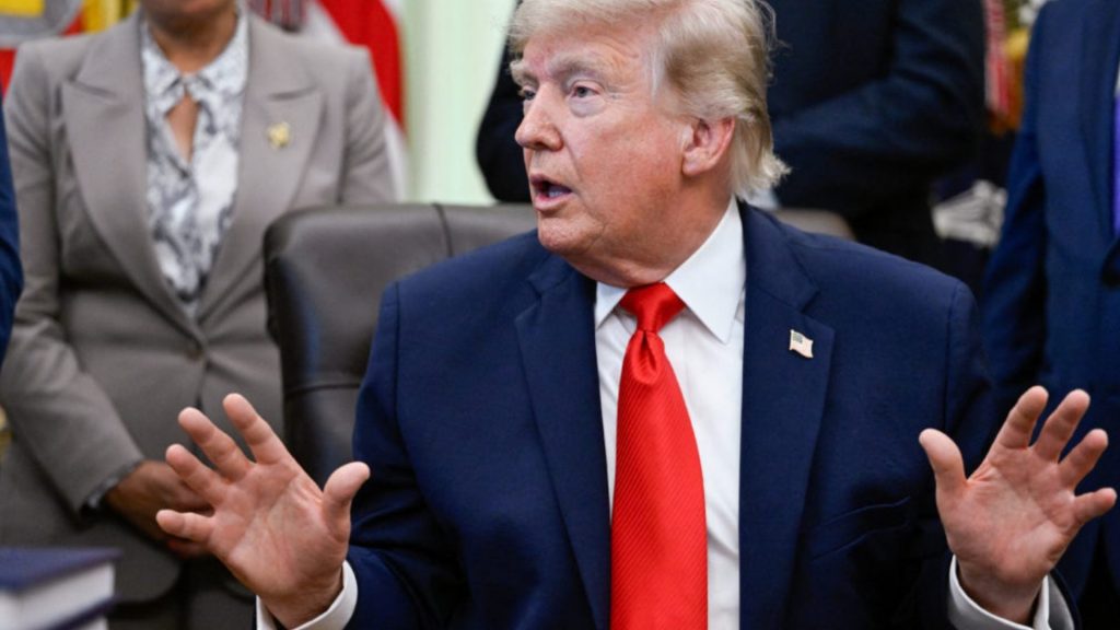 Trump confía en que acuerdo de paz con Irán se firme este domingo
