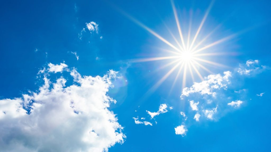 Semana inicia con fuerte calor y lluvias pasajeras en zonas del Caribe