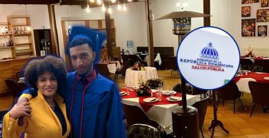 Restaurante vinculado a muerte de madre e hijo niega vaya a demandar a Salud Pública