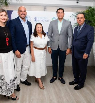 Fundación Two Oceans impulsa el Coloquio Alternativo para la Salud en RD