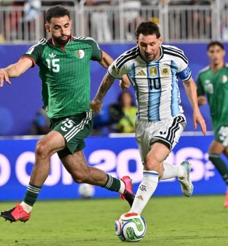 Messi firma su primer triplete mundialista y ya suma 11 con Argentina