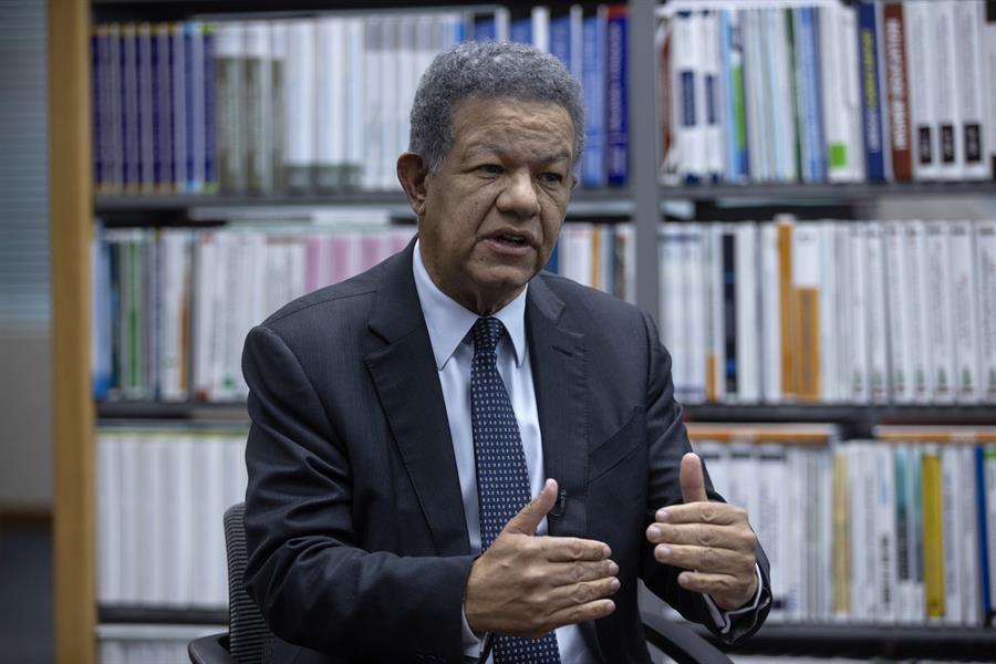 Leonel Fernández reconoce tensiones internas en la Fuerza del Pueblo y busca mejorar relaciones