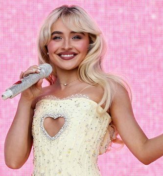 Hombre que intentó entrar a casa de la cantante Sabrina Carpenter recibe orden de alejamiento