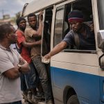 Haitianos desplazan a dominicanos en el concho de guaguas y el motoconcho: autoridades responden